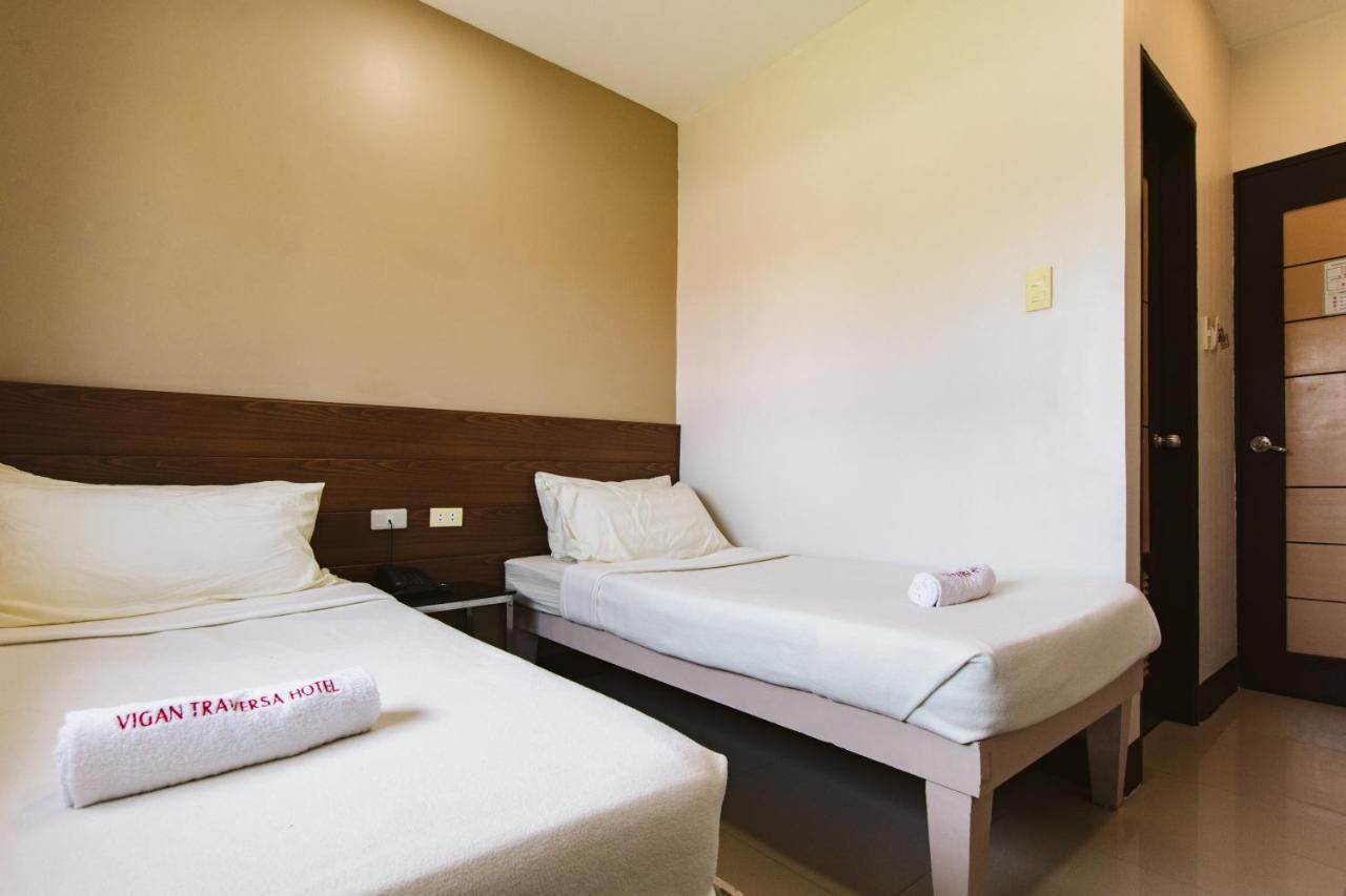 Vigan Traversa Hotel Bagian luar foto